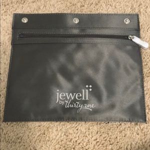 Thirty One jewel zipper pocket